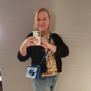 Meet your Posher, Jennifer